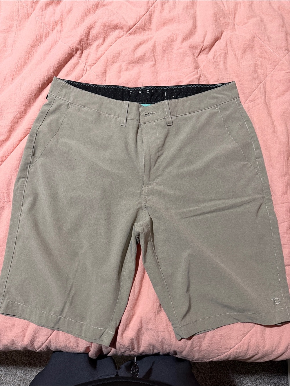 7 Diamonds Men's Olive Green Flat Front Shorts